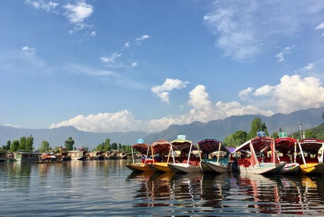 6 Days - Kashmir Tour Package