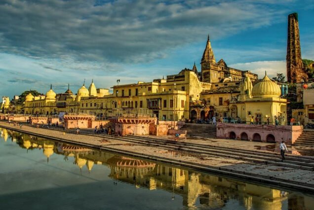 Delhi Jaipur Agra Lucknow Ayodhya & Varanasi Tour